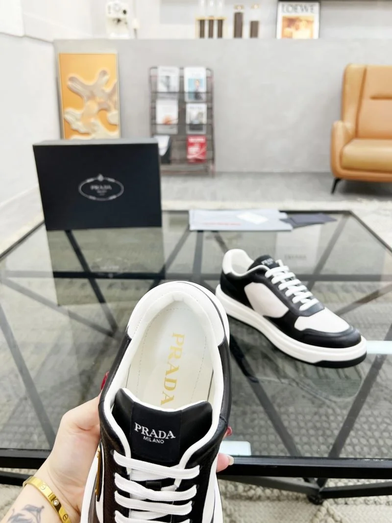 Prada Low Shoes Timeless 33919