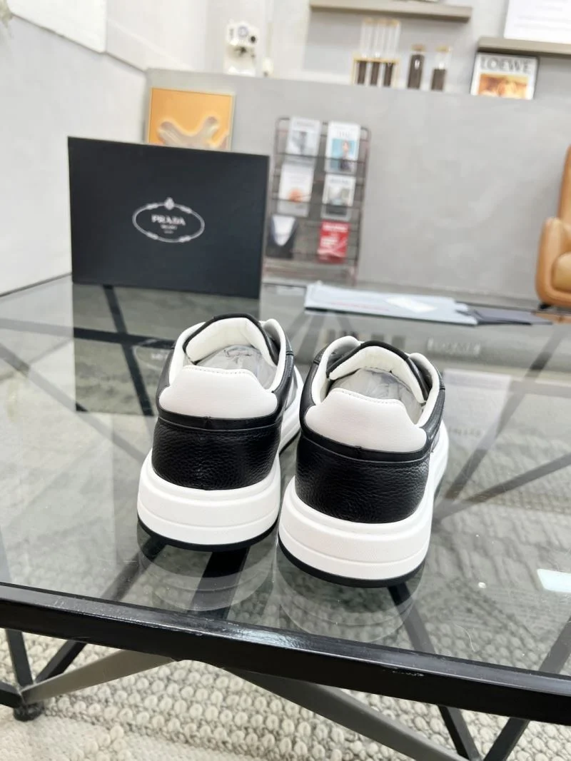 Prada Low Shoes Timeless 33919