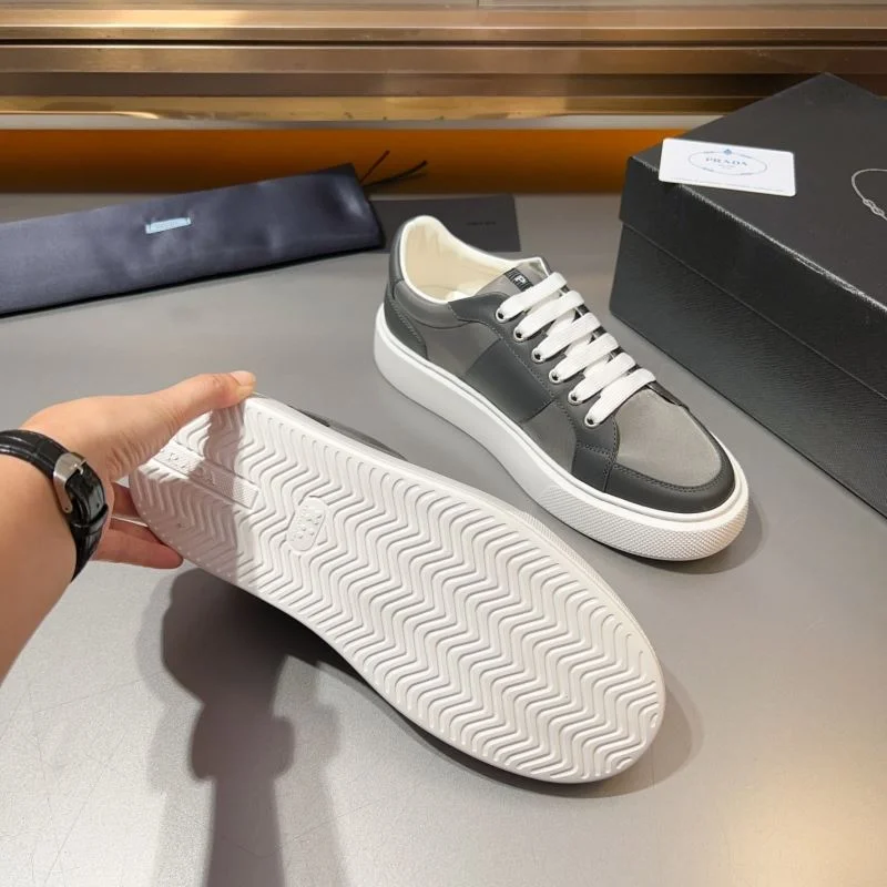 WaterResistant Prada Low Shoes 33917