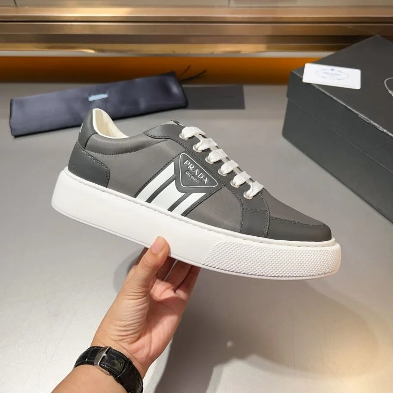 WaterResistant Prada Low Shoes 33917