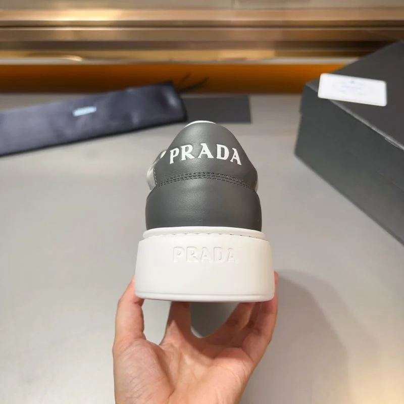 WaterResistant Prada Low Shoes 33917