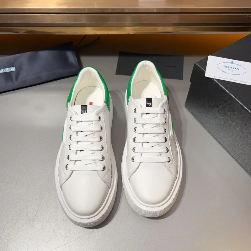 Prada Low Shoes EasyMatch 33907