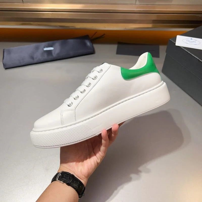 Prada Low Shoes EasyMatch 33907
