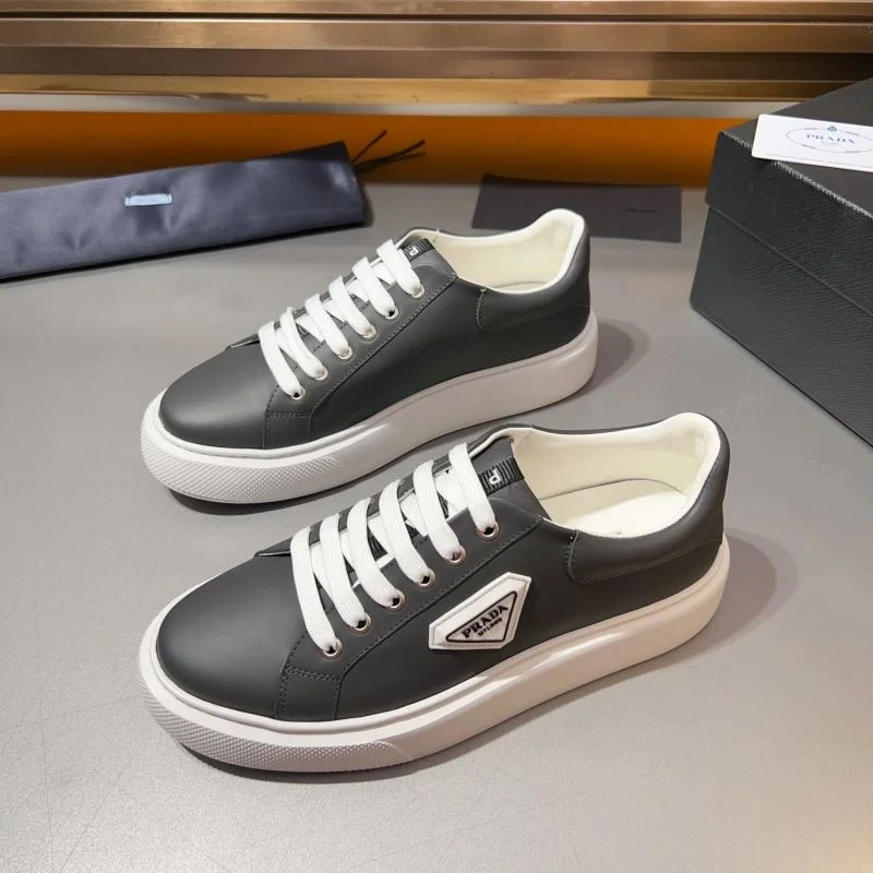 NewStyle Prada Low Shoes 33905
