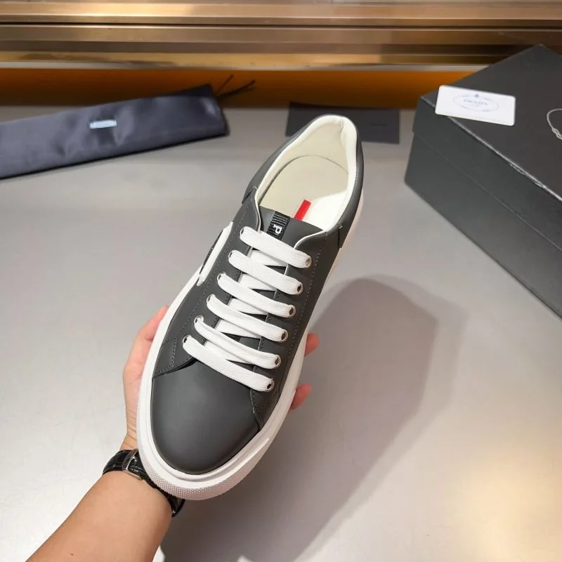 NewStyle Prada Low Shoes 33905