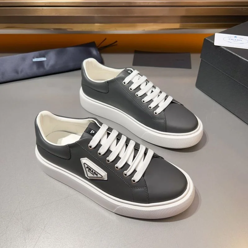 NewStyle Prada Low Shoes 33905