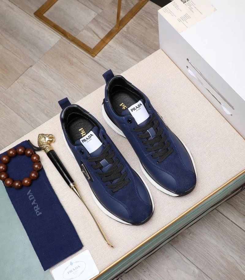 Prada Low Shoes Comfortable 33888