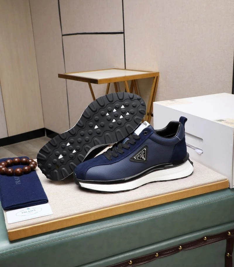 Prada Low Shoes Comfortable 33888