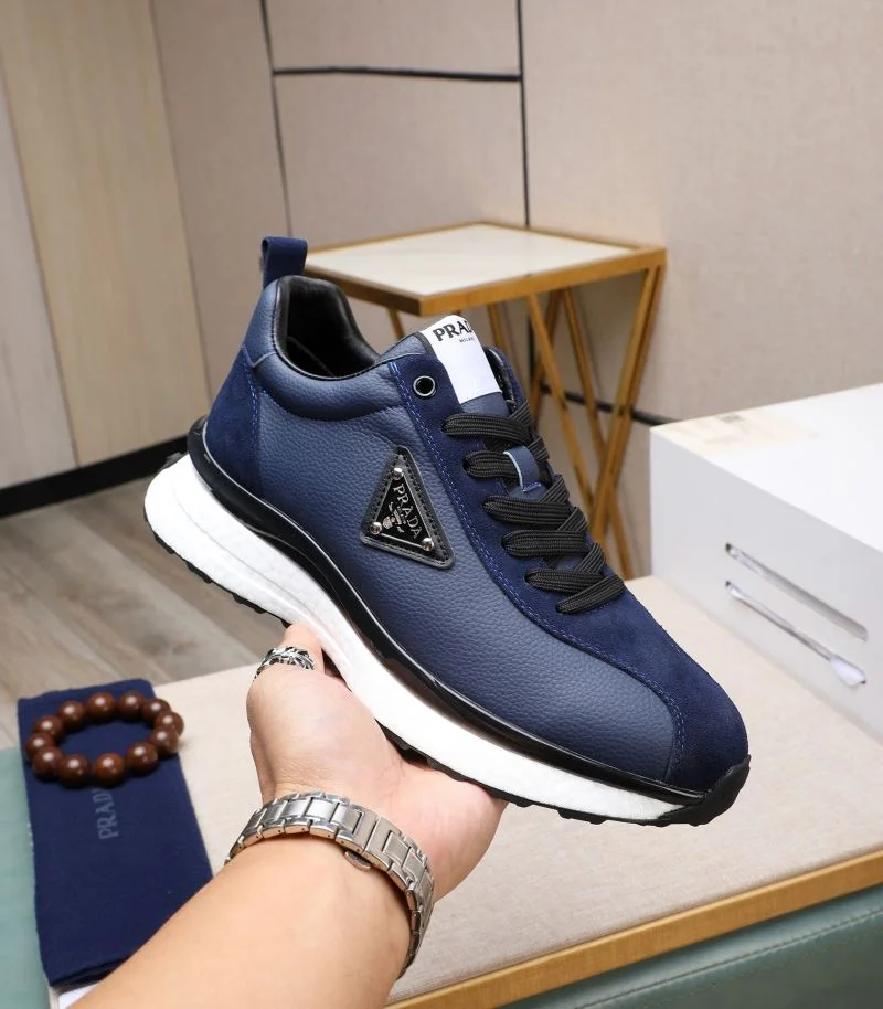 Prada Low Shoes Comfortable 33888