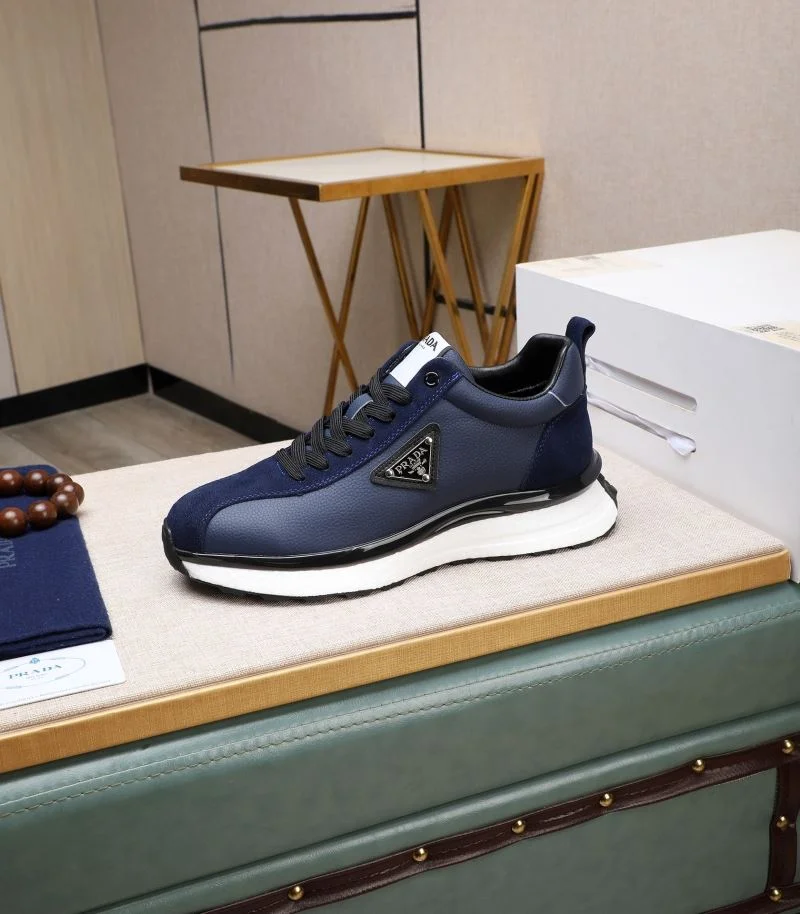 Prada Low Shoes Comfortable 33888
