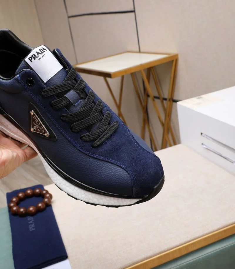 Prada Low Shoes Comfortable 33888