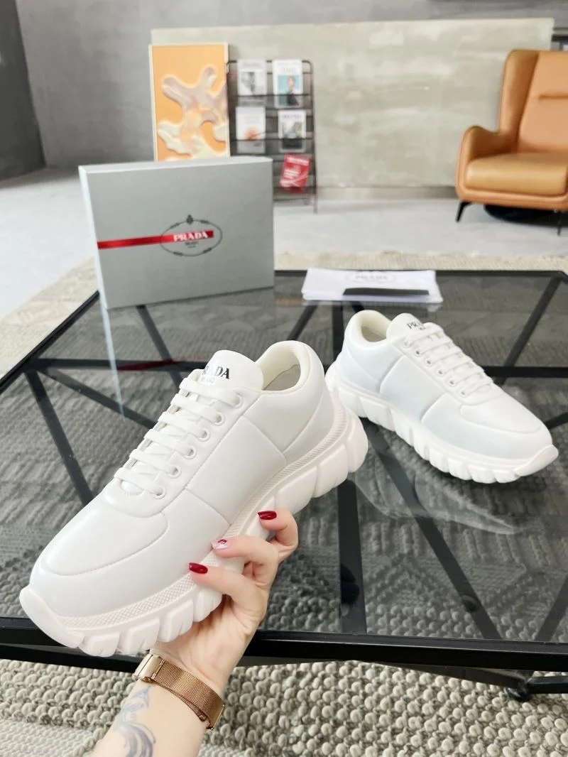 Tailored Prada Low Shoes 33878