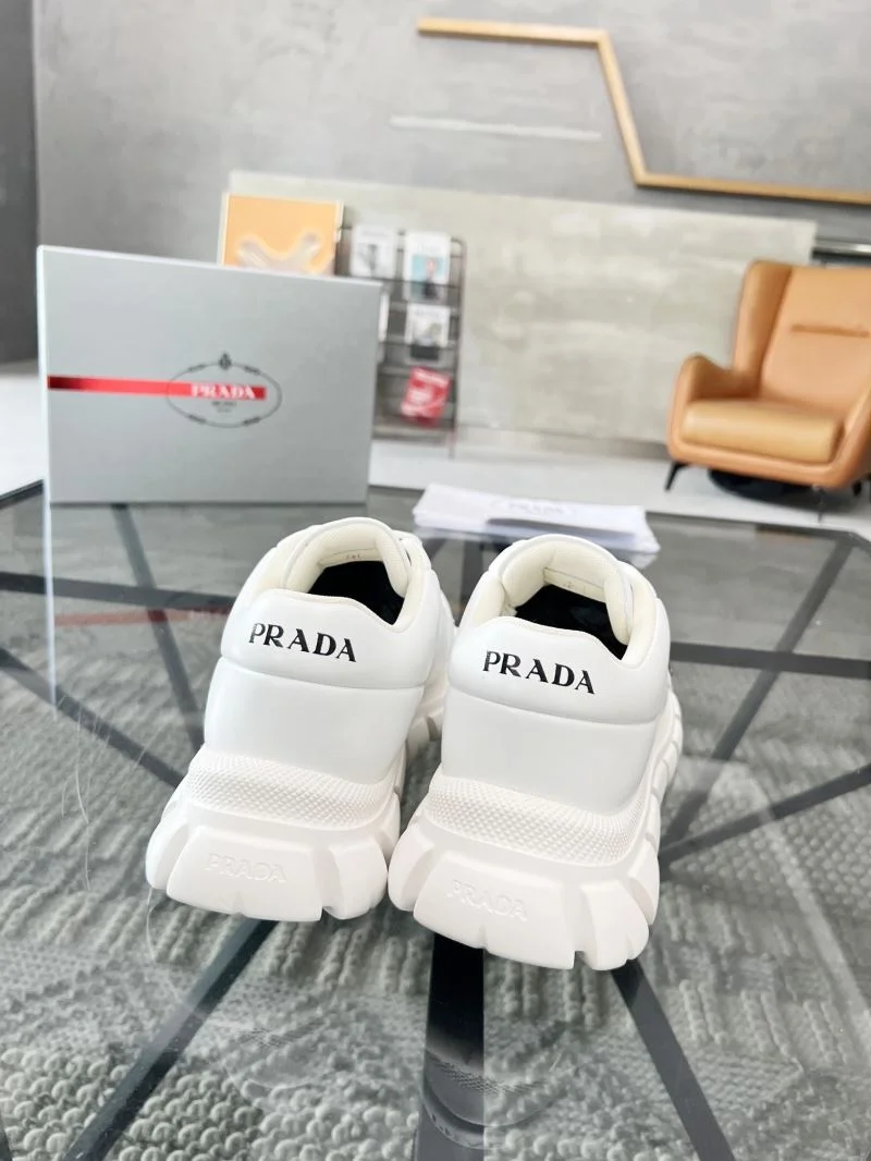 Tailored Prada Low Shoes 33878