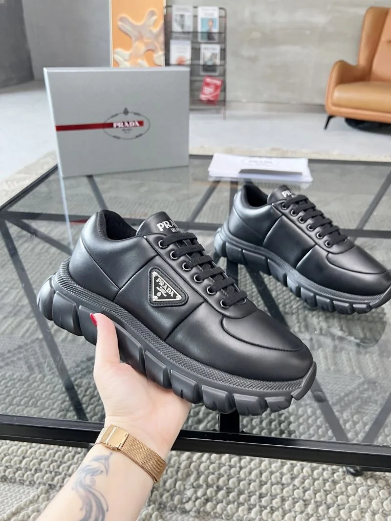 Sleek Prada Low Shoes 33892