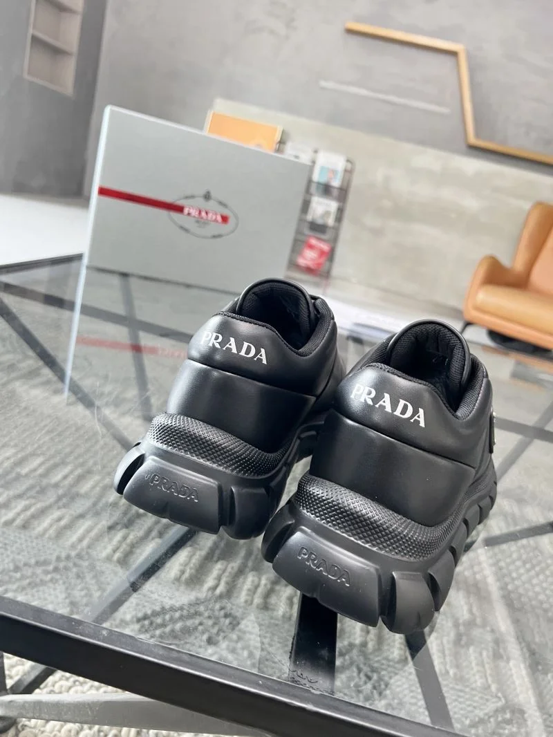 Sleek Prada Low Shoes 33892
