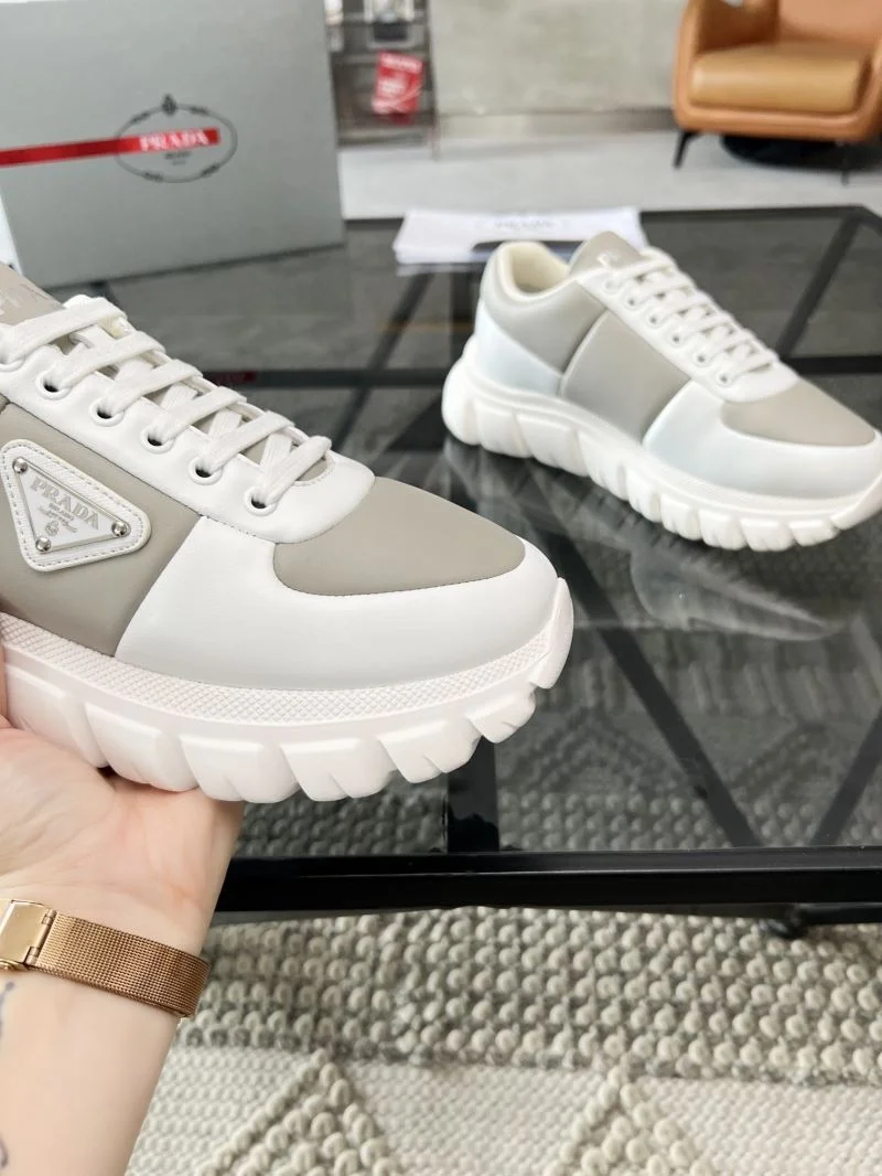 Prada Low Shoes Resilient 33885