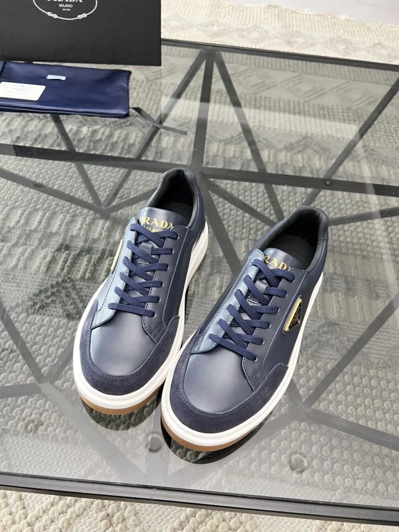 Timeless Prada Low Shoes 33880