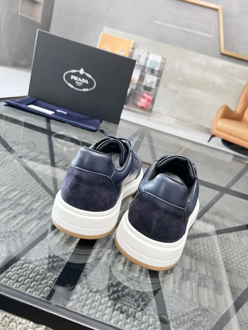 Timeless Prada Low Shoes 33880