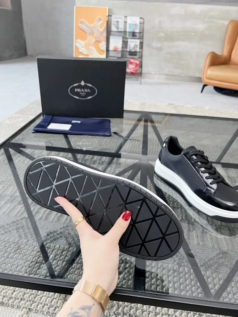 TimelessDesign Prada Low Shoes 33882