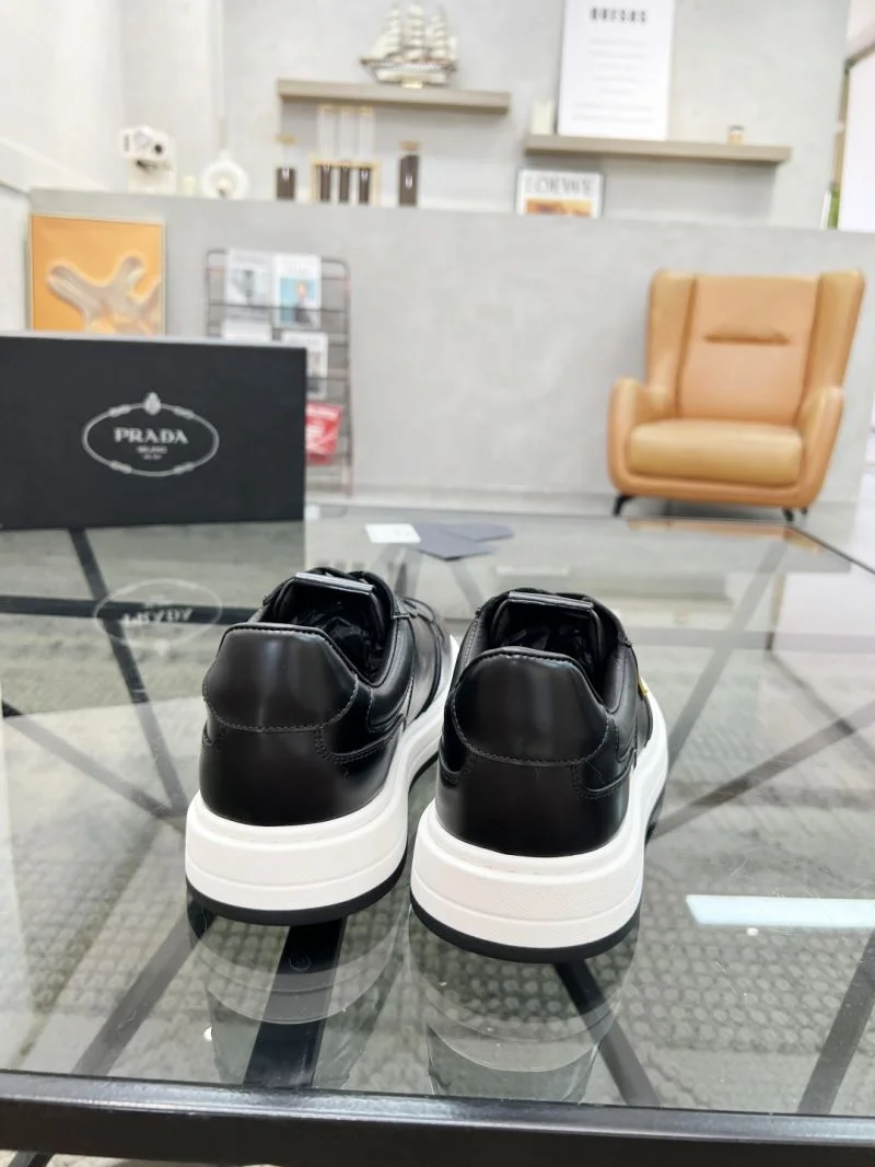 Prada Low Shoes Vibrant 33881
