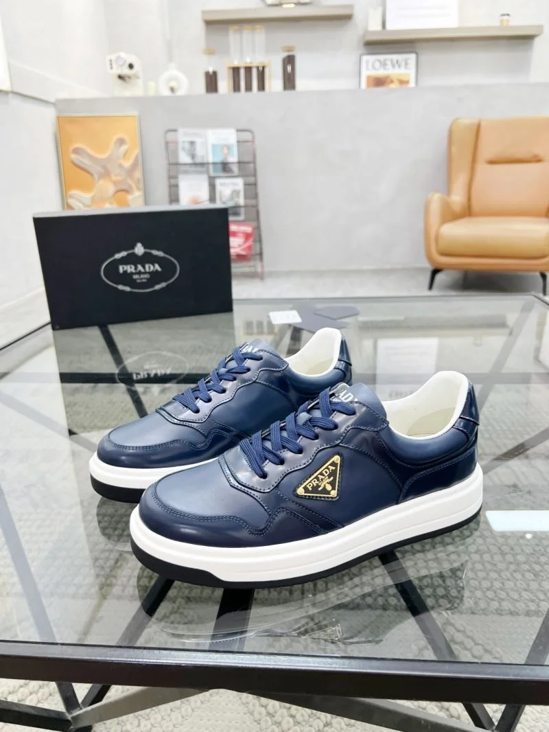 Prada Low Shoes Flexible 33871