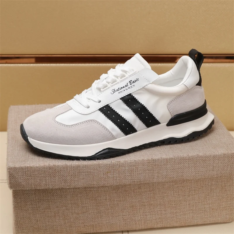 Minimalist Prada Low Shoes 33844