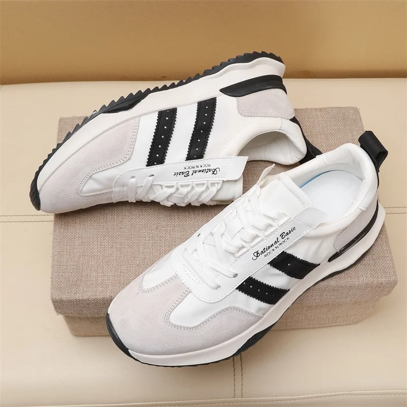 Minimalist Prada Low Shoes 33844