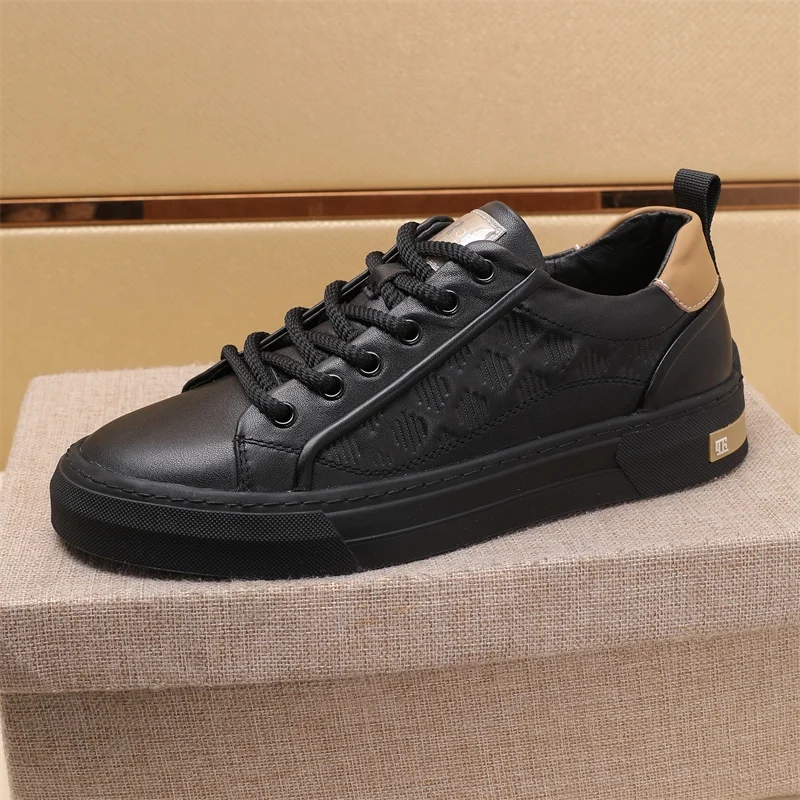Prada Low Shoes Lightweight 33838