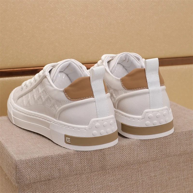 Prada Low Shoes Premium 33851