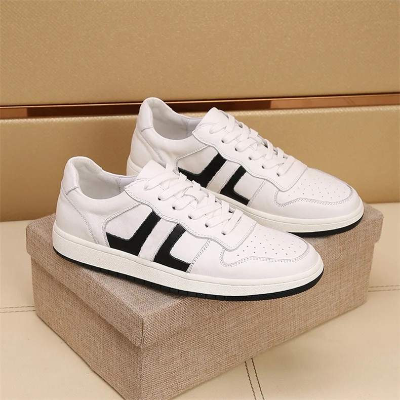 Lightweight Prada Low Shoes 33845