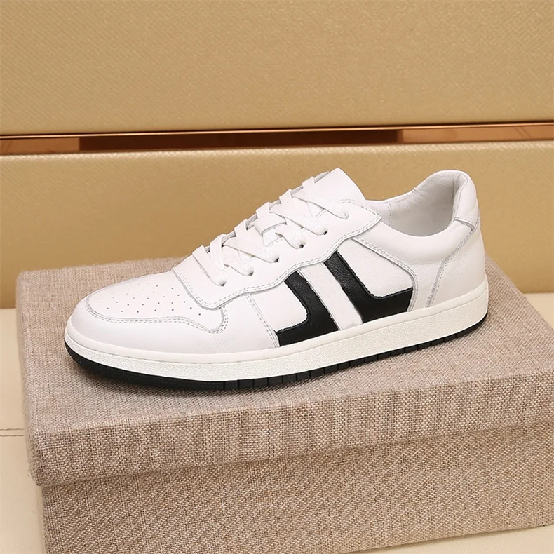 Lightweight Prada Low Shoes 33845