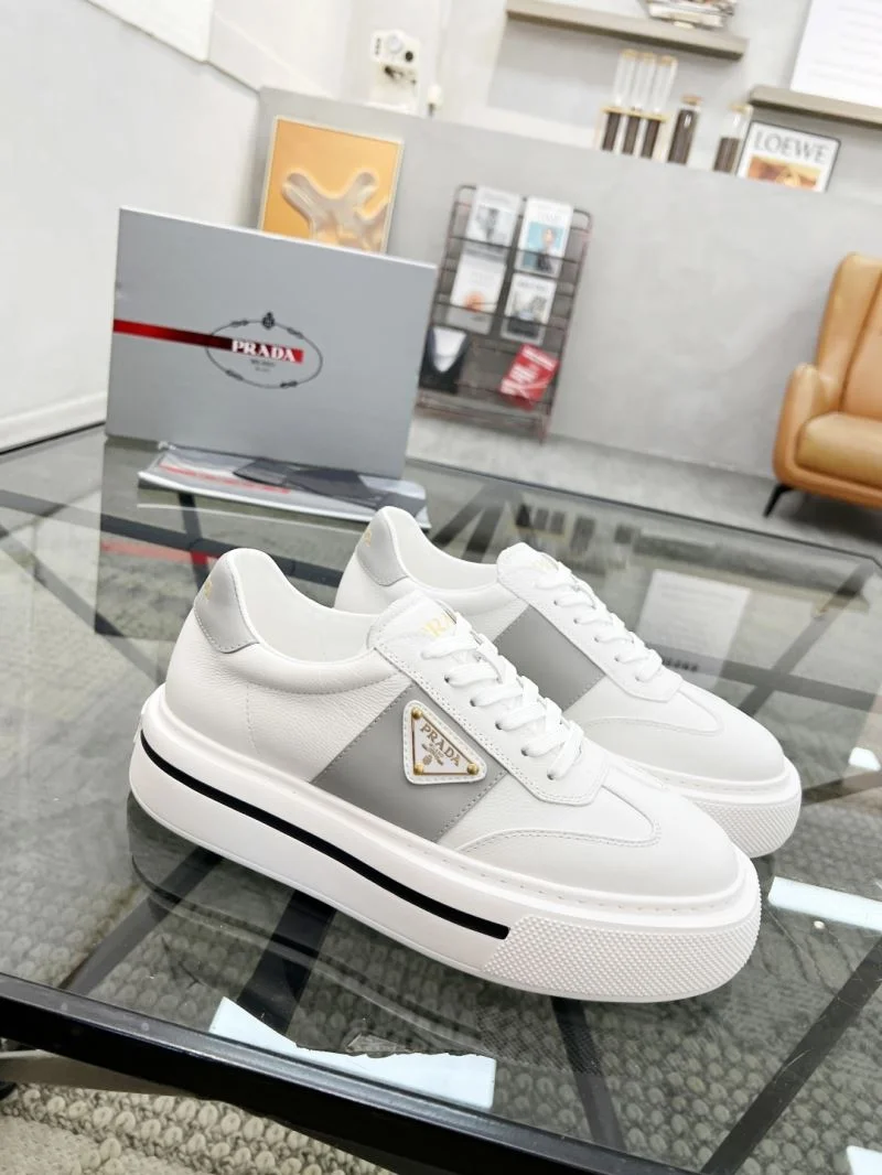 Sustainable Prada Low Shoes 33860
