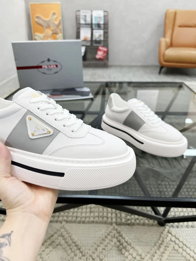 Sustainable Prada Low Shoes 33860