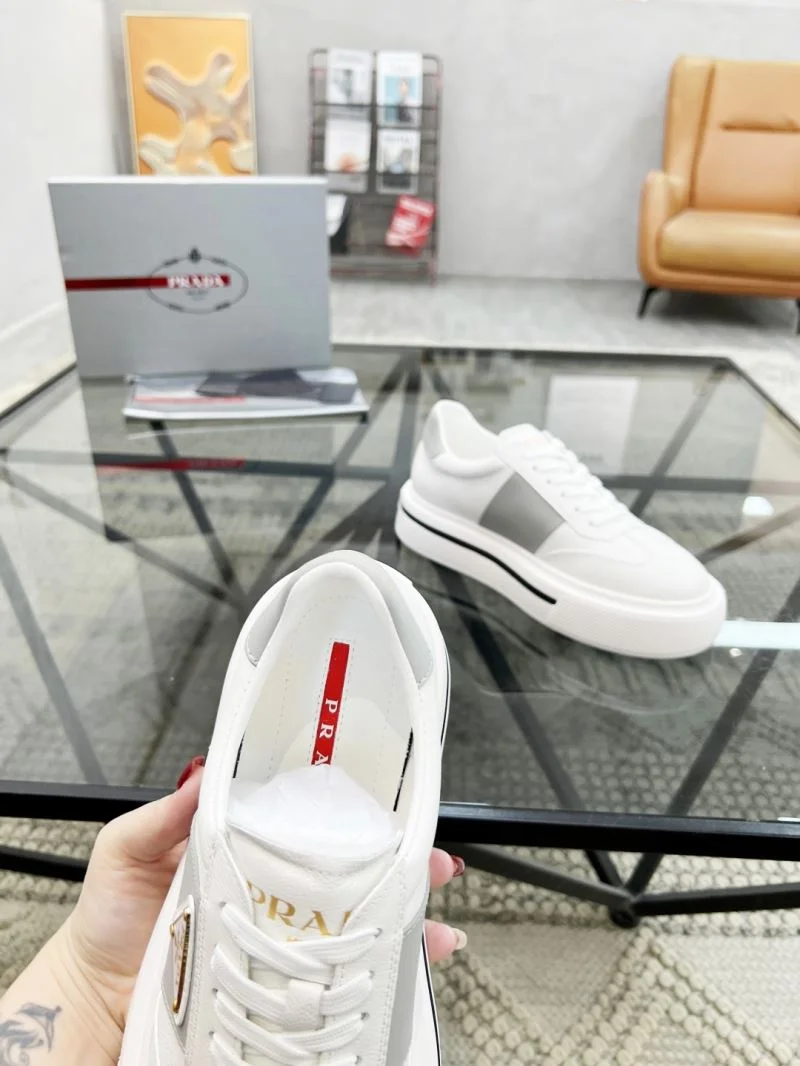 Sustainable Prada Low Shoes 33860