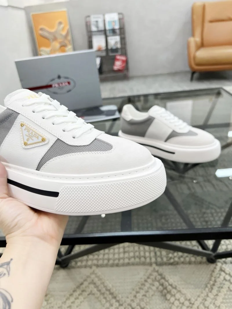 Prada Low Shoes UrbanChic 33836