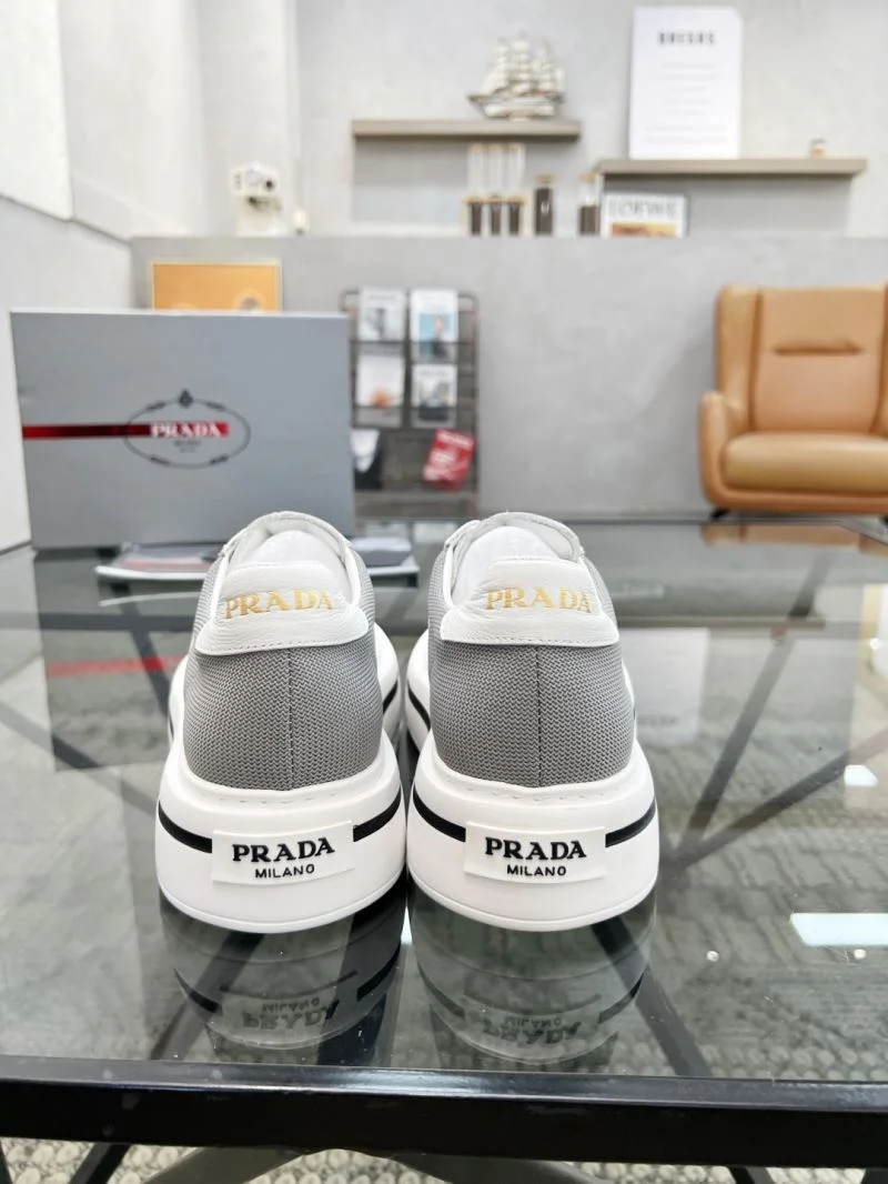 Prada Low Shoes UrbanChic 33836