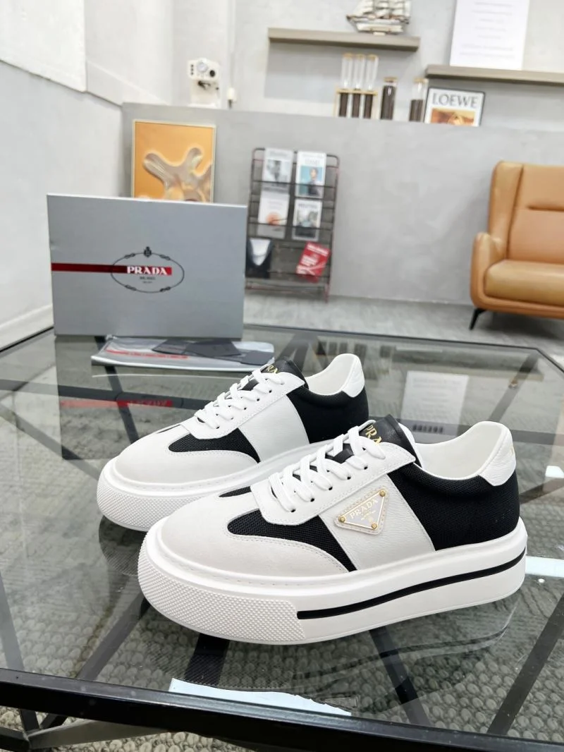 Prada Low Shoes Packable 33840