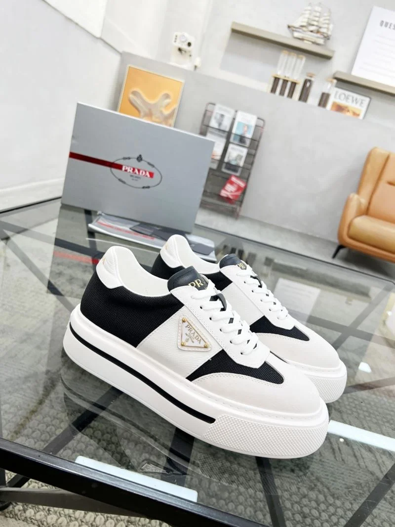 Prada Low Shoes Packable 33840