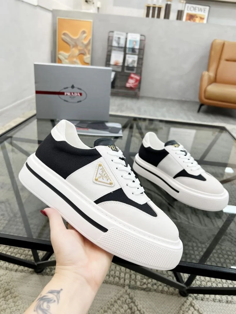 Prada Low Shoes Packable 33840