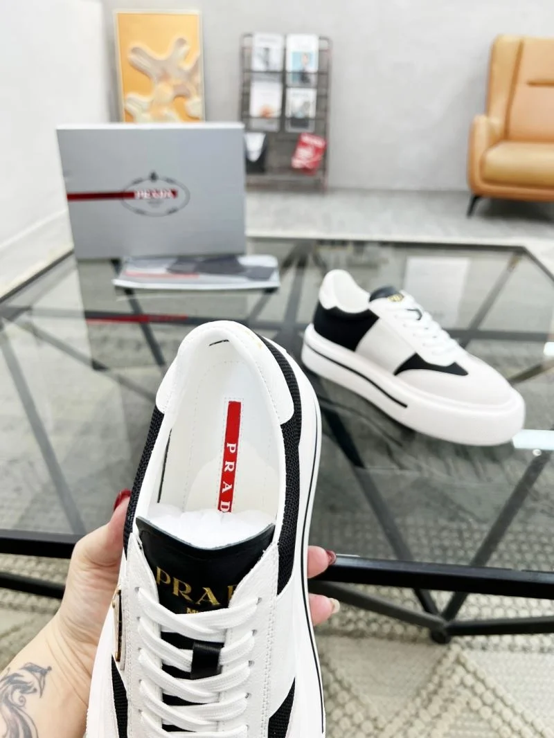 Prada Low Shoes Packable 33840