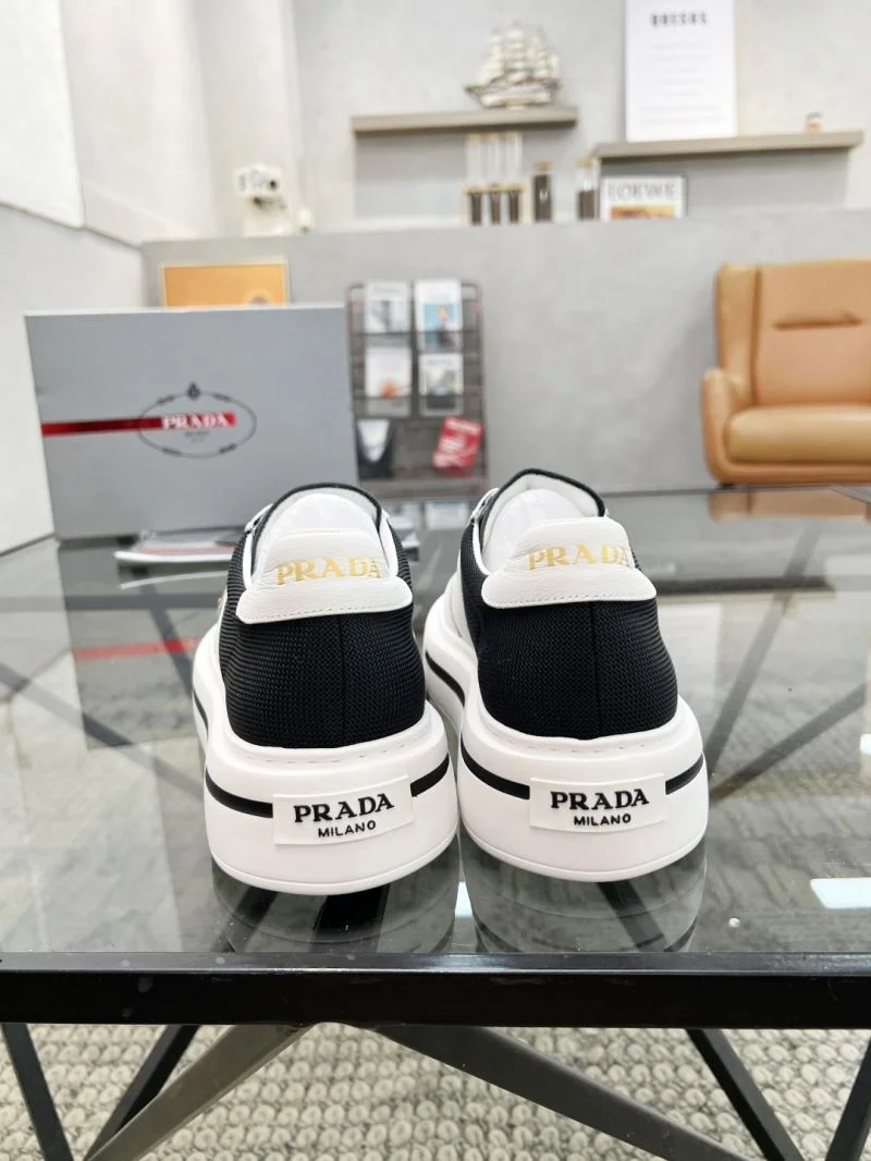 Prada Low Shoes Packable 33840