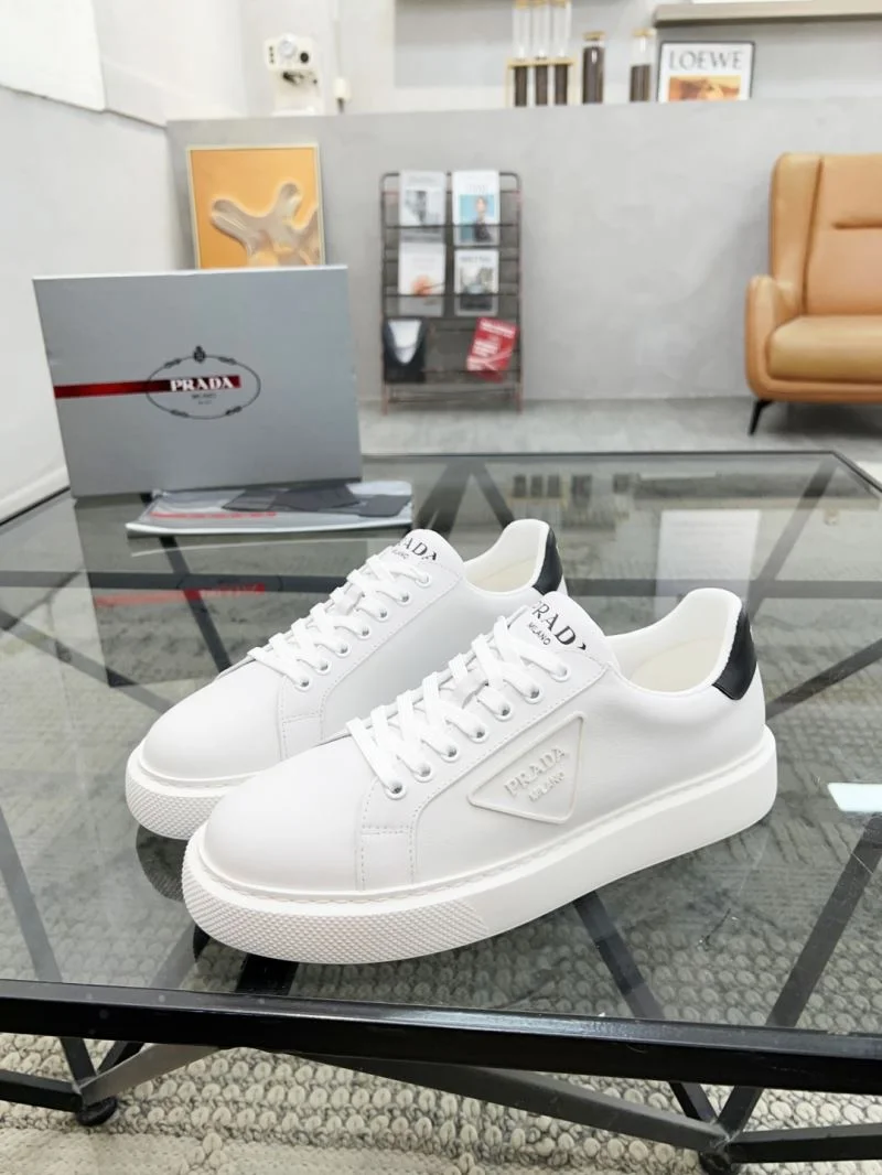 SmoothTexture Prada Low Shoes 33832