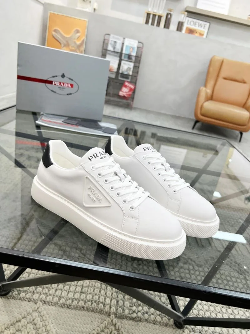 SmoothTexture Prada Low Shoes 33832