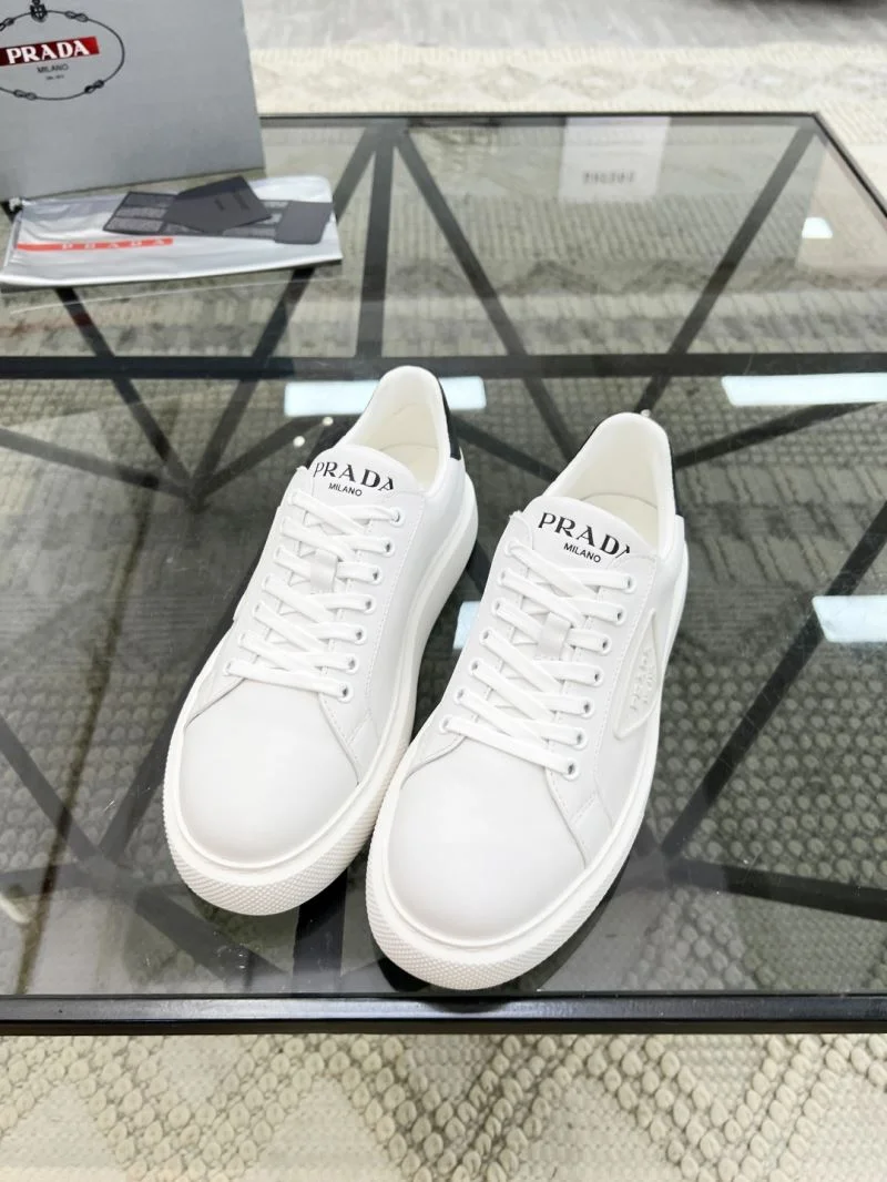 SmoothTexture Prada Low Shoes 33832