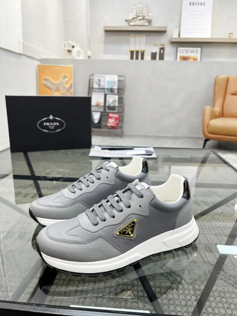 Prada Low Shoes Vibrant 33829