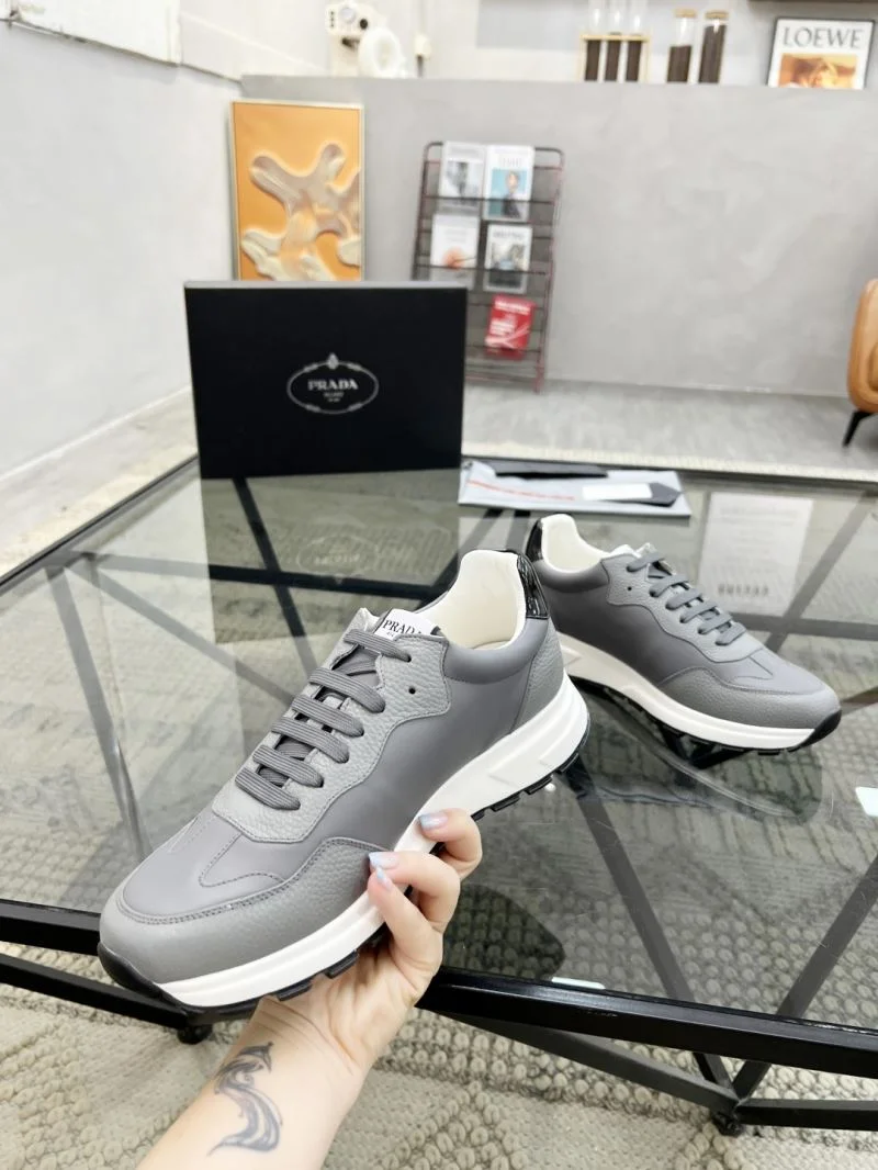 Prada Low Shoes Vibrant 33829