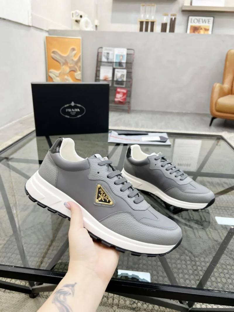 Prada Low Shoes Vibrant 33829