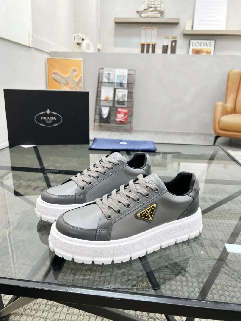 Prada Low Shoes HighQuality 33825
