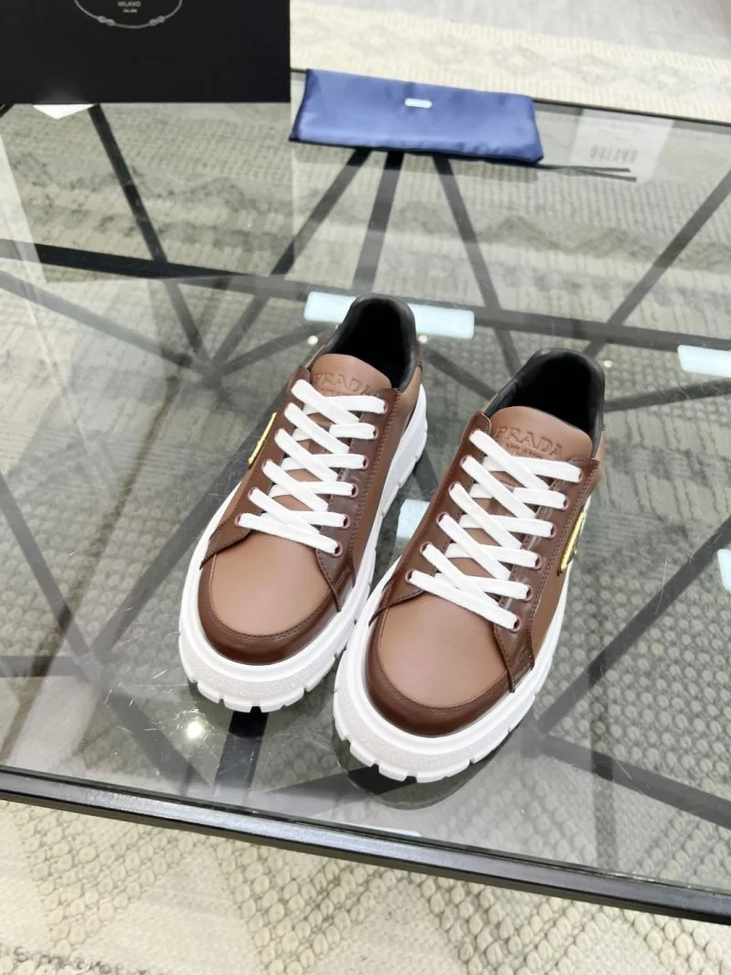 Tailored Prada Low Shoes 33824