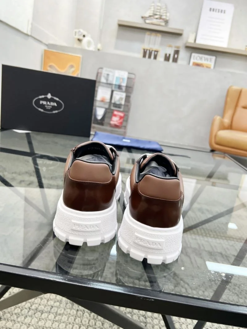 Tailored Prada Low Shoes 33824